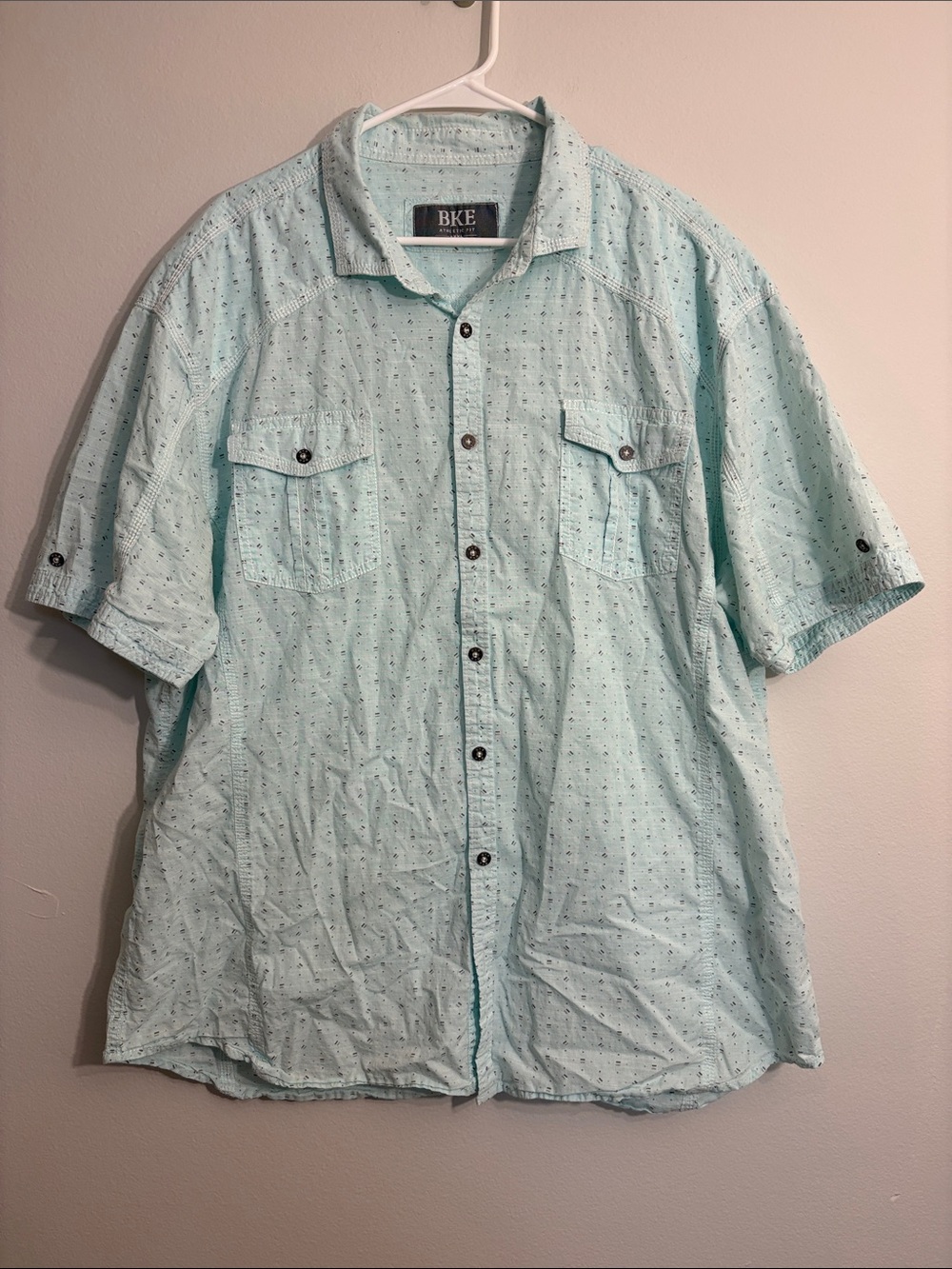 BKE Men's Short Sleeve Button-Down Shirt - Aqua Dot